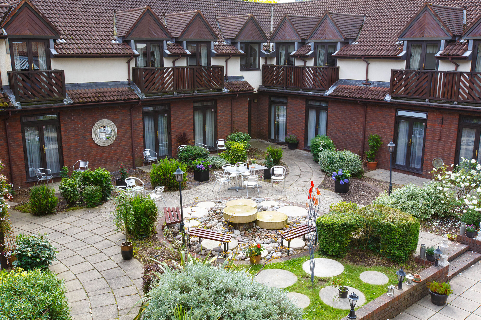 Kingston Lodge Hotel Kingston upon Thames  Exterior photo